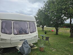 Tranquil Equestrian Escape - Sleeps 2