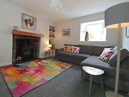 Kildonan House Village Centre Sleep 8 With hot tub