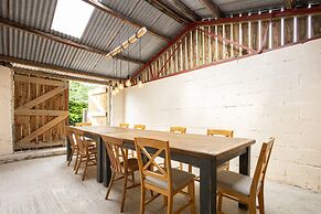 Host Stay Heather Cottage