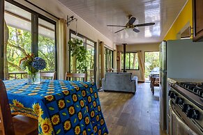 Cantos del Bosque Monteverde