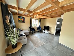 Cozy Polder House on the Westhinder Domain