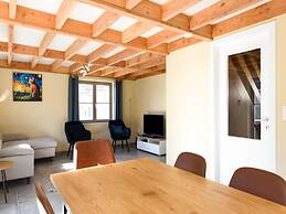 Cozy Polder House on the Westhinder Domain