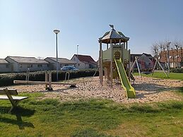Cozy Polder House on the Westhinder Domain