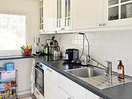 6 Person Holiday Home in Djurhamn