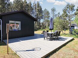 6 Person Holiday Home in Albaek