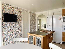 4 Star Holiday Home in Hallstavik