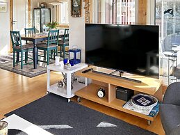 Beautiful Holiday Home Near Sea-by Traum