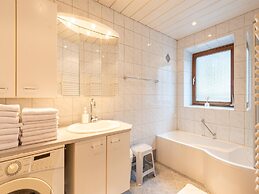 Large Holiday Home Right in the Center