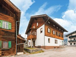 Large Holiday Home Right in the Center