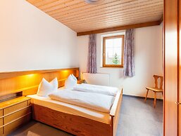 Large Holiday Home Right in the Center