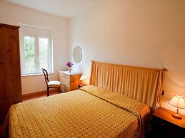 Belvilla by OYO Spacious Home Surrounded by Nature