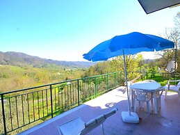 Belvilla by OYO Spacious Home Surrounded by Nature