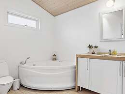 4 Star Holiday Home in Hals