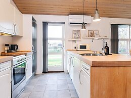 4 Star Holiday Home in Hals