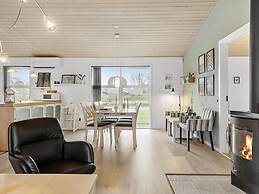 4 Star Holiday Home in Hals