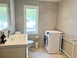 6 Person Holiday Home in Djurhamn