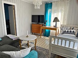 6 Person Holiday Home in Djurhamn