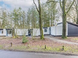 Restyled Bungalow With Dishwasher at the Kootwijkerzand