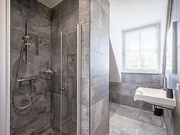 Luxury Family Villa in a Beautiful Location