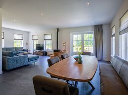 Luxury Family Villa in a Beautiful Location