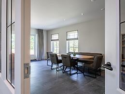 Luxury Family Villa in a Beautiful Location