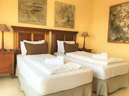 Beach Penthouse Bermuda Beach 4