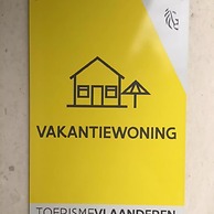 Cozy Apartment Near the Dike and Center