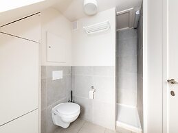 Cozy Apartment Near the Dike and Center