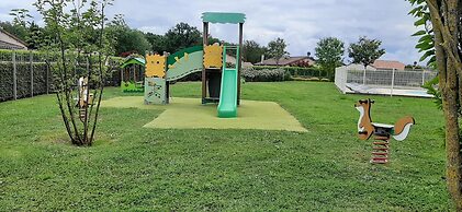 Spacious Villa With Garden and Pool