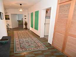 Vintage Style Apartment With Balcony/terrace