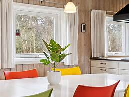 6 Person Holiday Home in Rodby