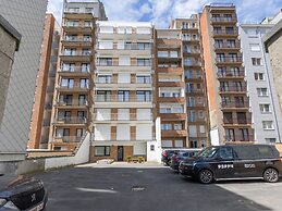 Spacious Apartment With Seaview