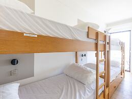 Spacious Apartment With Seaview