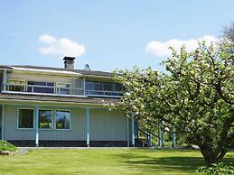 4 Star Holiday Home in Hamburgsund