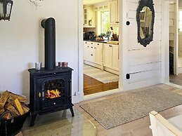 4 Star Holiday Home in Tjorn