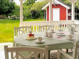 4 Star Holiday Home in Tjorn