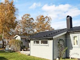 6 Person Holiday Home in Skummeslovsstrand