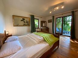 Charming Holiday Home With Garden