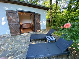 Charming Holiday Home With Garden