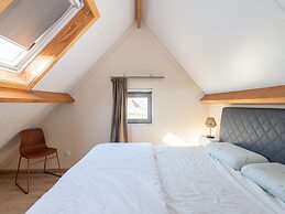 Cozy Polder House on the Westhinder Domain