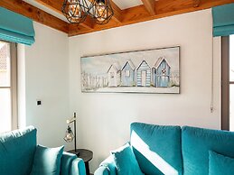 Cozy Polder House on the Westhinder Domain