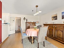 Apartment Located on the 3th Floor