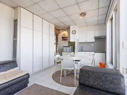 Beautiful Rooftop Apartment With sea View