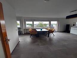 Modern Apartment With Balcony