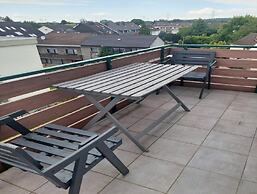 Modern Apartment With Balcony
