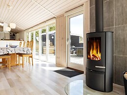 4 Star Holiday Home in Hals