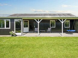 6 Person Holiday Home in Skjern