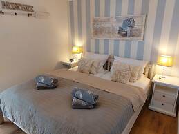 Sky Blue Comfortable Holiday Residence