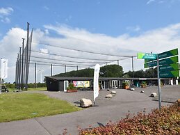 Water Villa With Garden and Jetty Near Harderwijk
