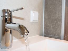 Chalet With Shared Pool Near Giethoorn